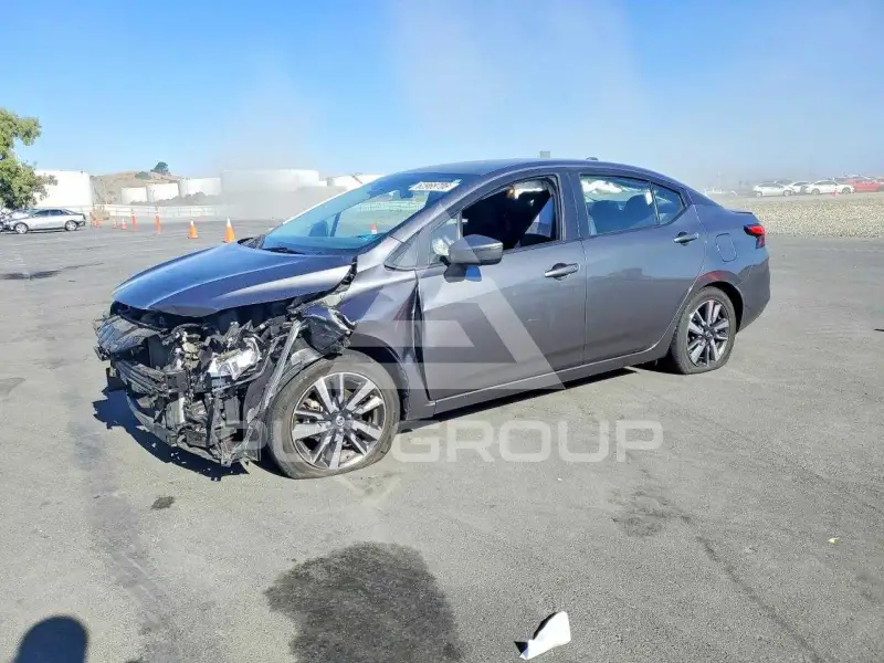 2021 Nissan VERSA photo