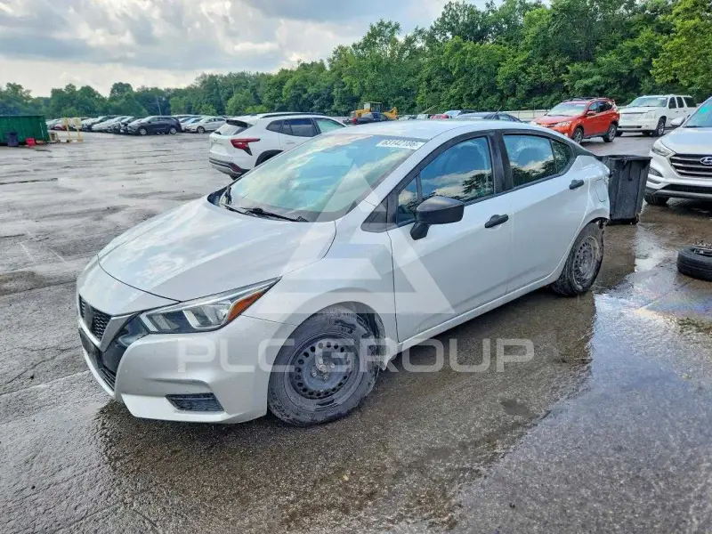 2021 Nissan VERSA фото