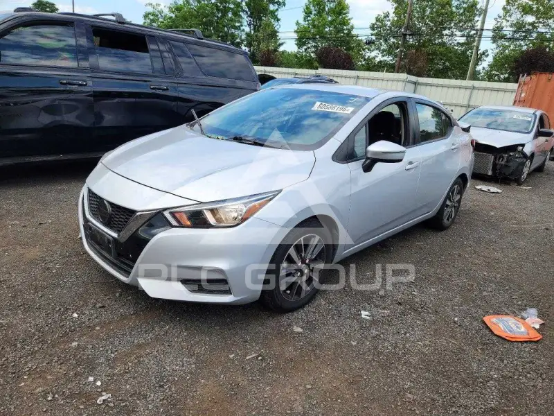 2021 Nissan VERSA photo