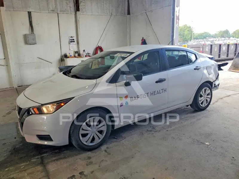 2021 Nissan VERSA фото