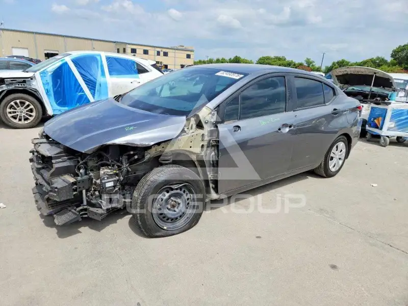 2021 Nissan VERSA фото
