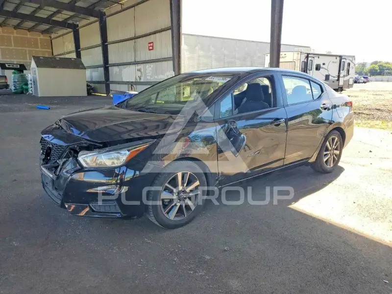 2021 Nissan VERSA фото
