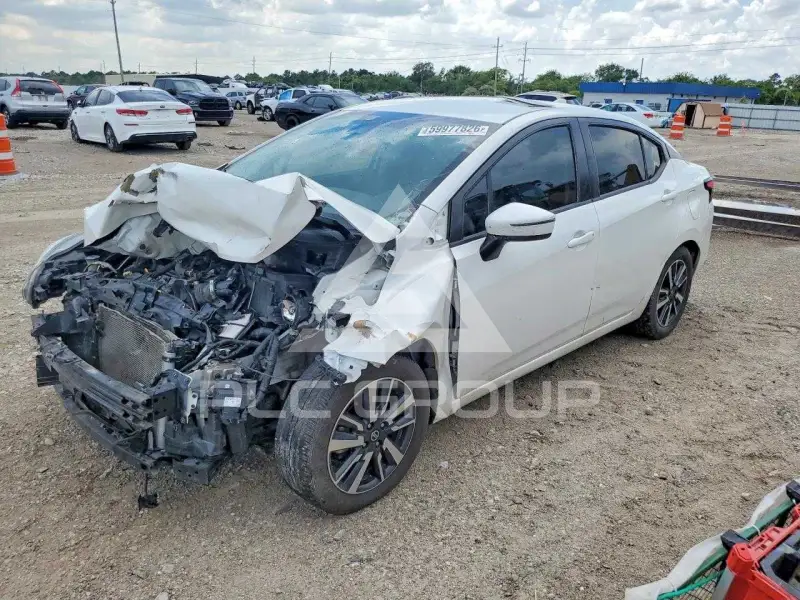 2021 Nissan VERSA photo