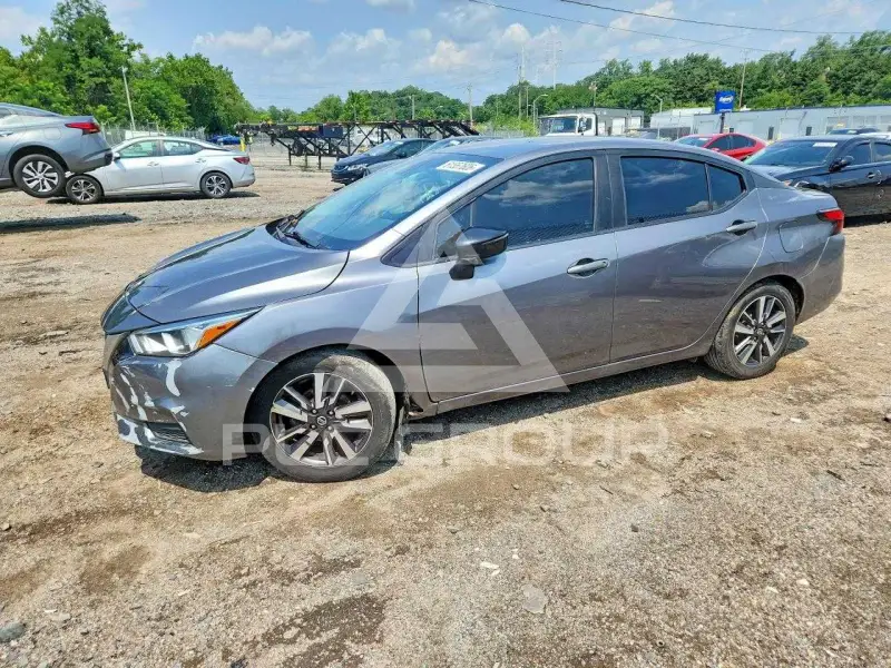 2021 Nissan VERSA фото
