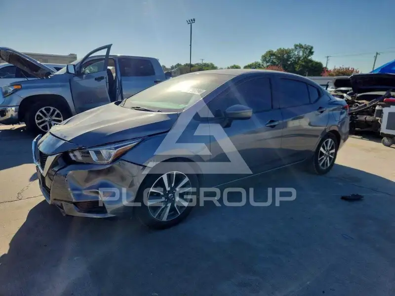 2021 Nissan VERSA фото