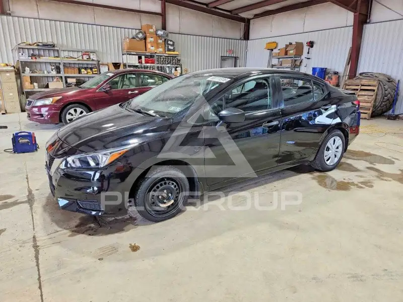 2021 Nissan VERSA фото