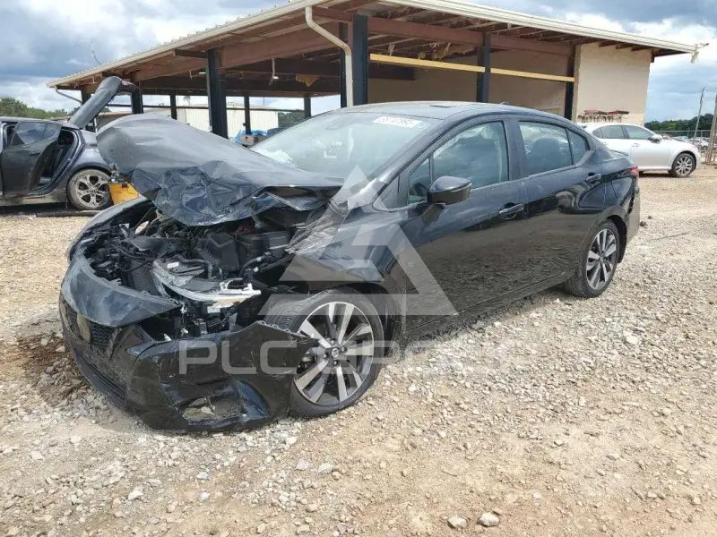 2021 Nissan VERSA фото