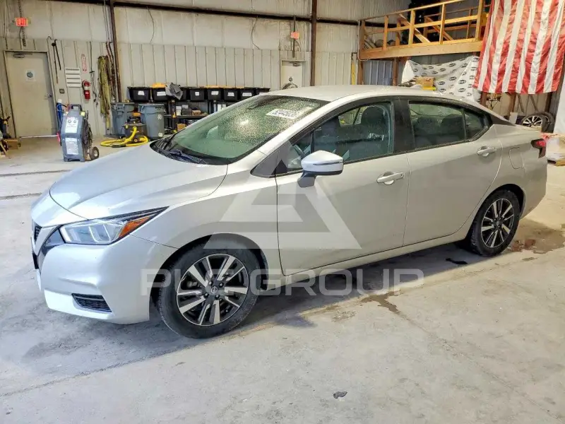 2021 Nissan VERSA photo