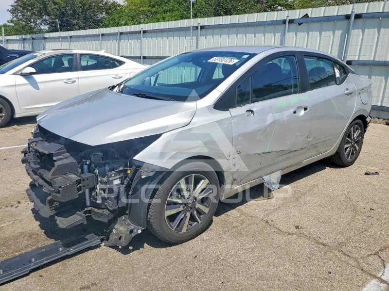 2021 Nissan VERSA photo