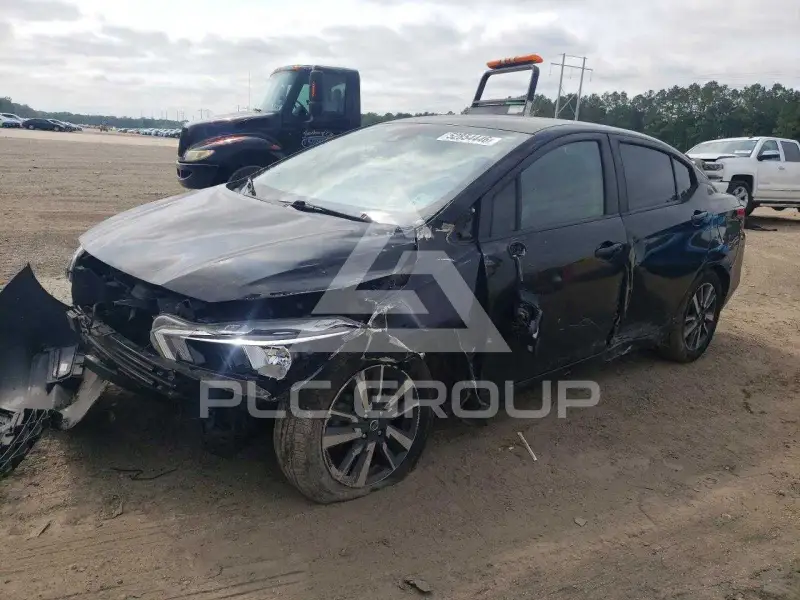 2021 Nissan VERSA фото