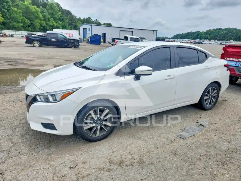 2021 Nissan VERSA фото