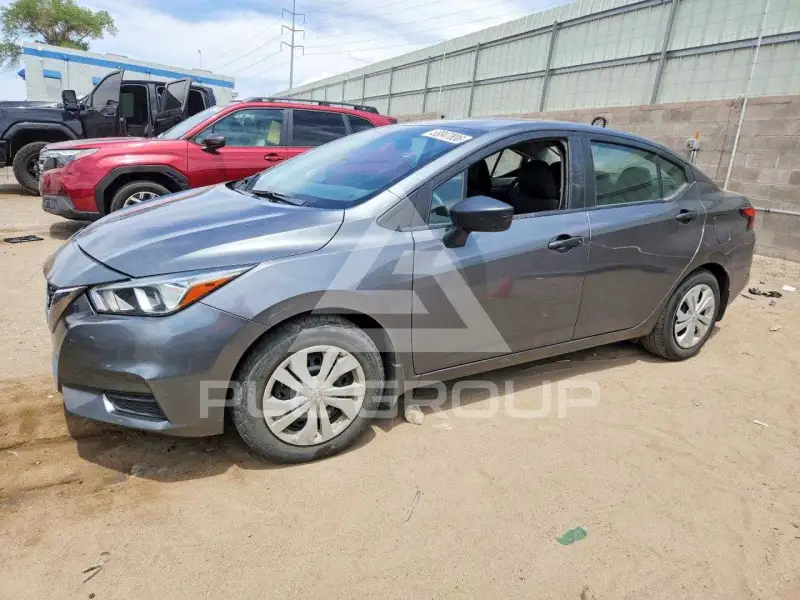 2021 Nissan VERSA photo