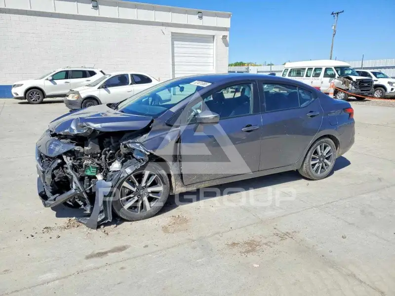 2021 Nissan VERSA фото