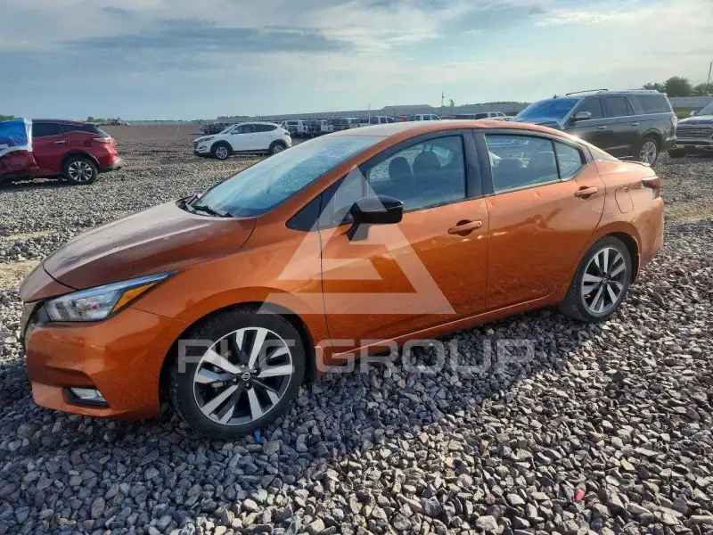2021 Nissan VERSA фото