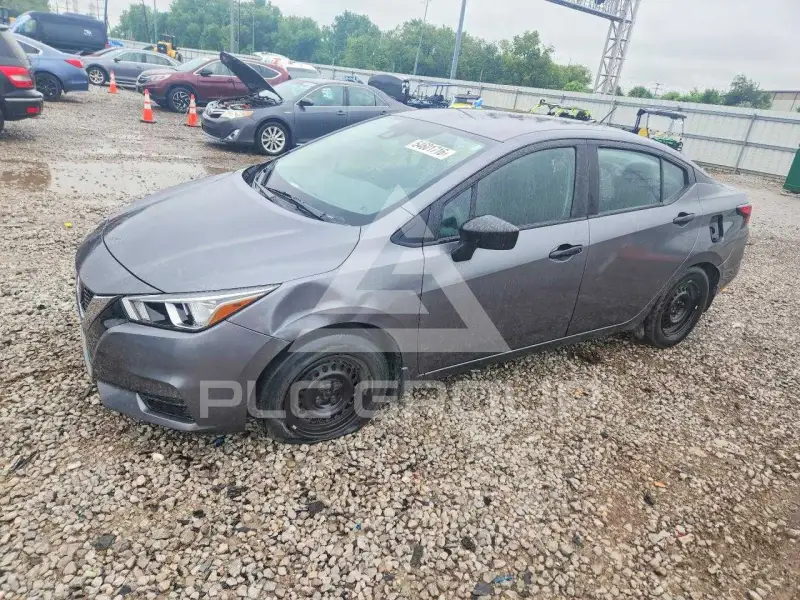 2021 Nissan VERSA photo