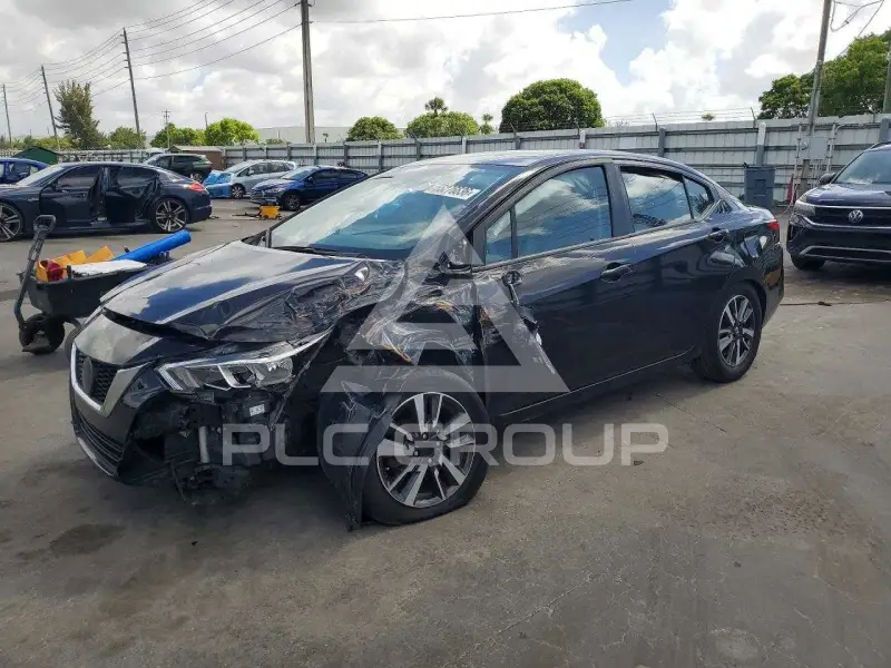 2021 Nissan VERSA фото