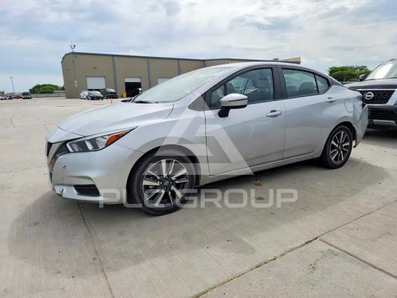 2021 Nissan VERSA photo