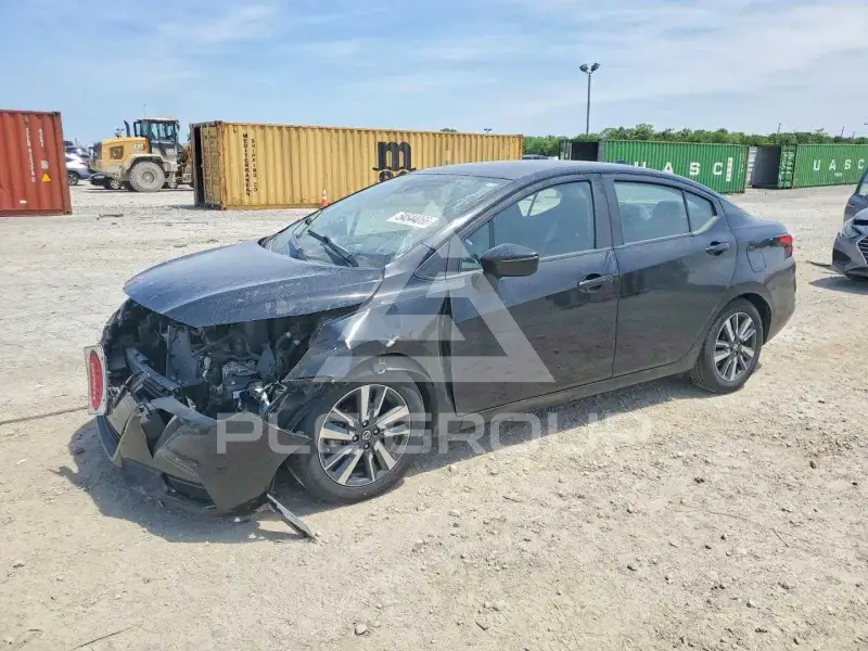 2021 Nissan VERSA фото