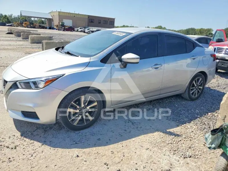 2021 Nissan VERSA фото