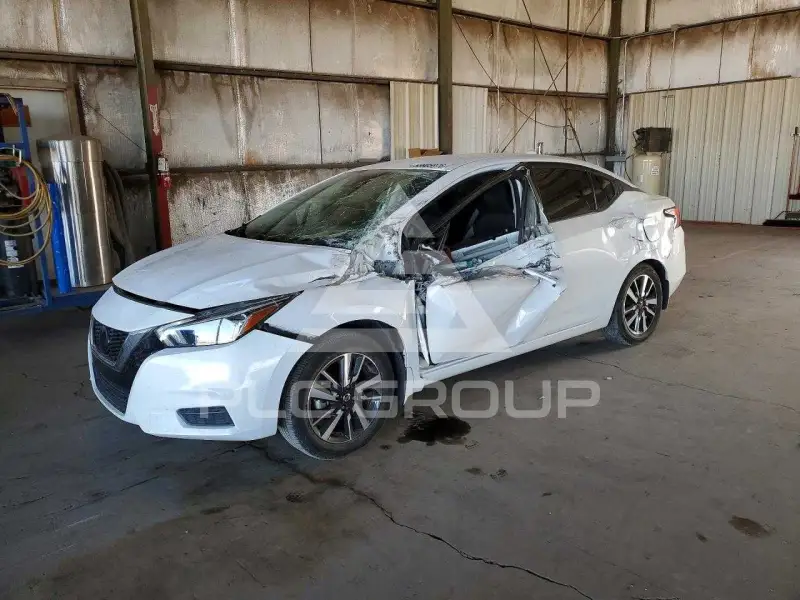 2021 Nissan VERSA фото