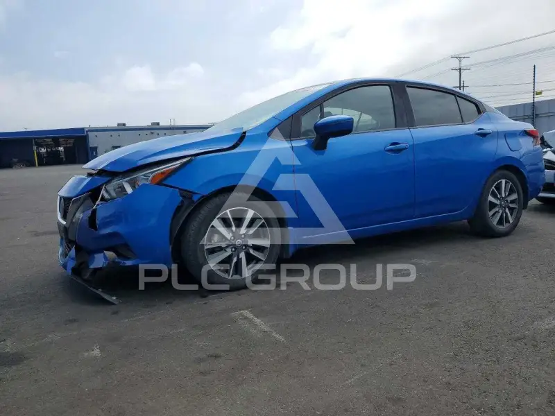 2021 Nissan VERSA фото