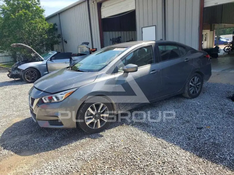 2021 Nissan VERSA фото
