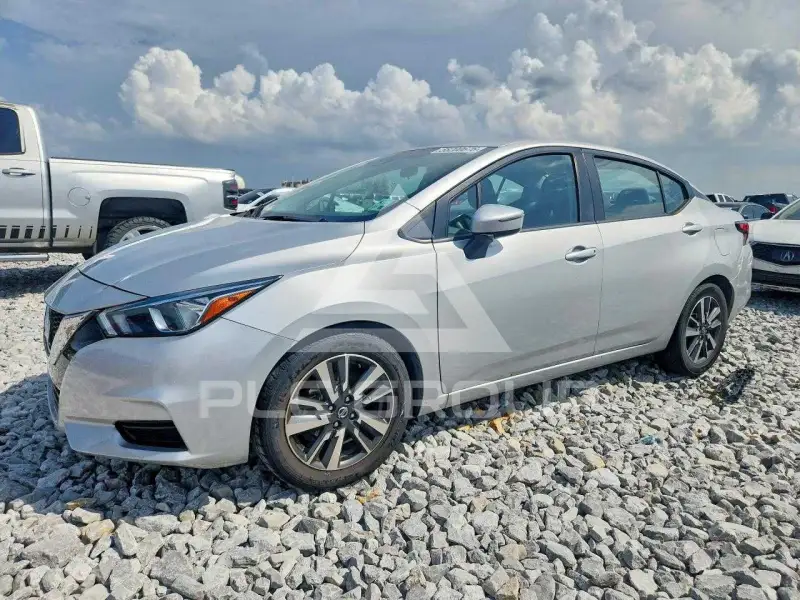2021 Nissan VERSA фото