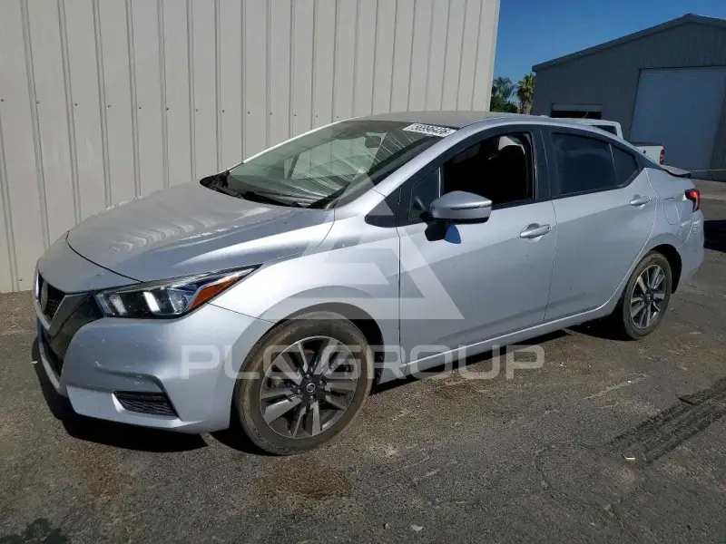 2021 Nissan VERSA фото