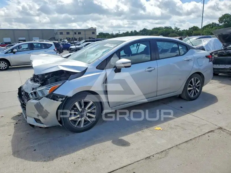 2021 Nissan VERSA фото