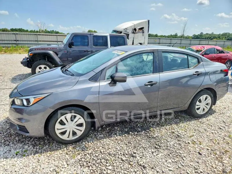 2021 Nissan VERSA photo