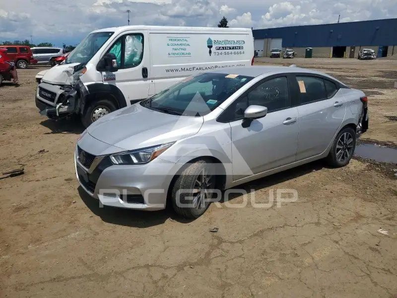 2021 Nissan VERSA фото