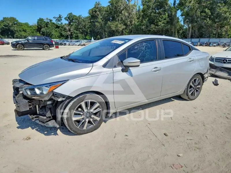 2021 Nissan VERSA фото