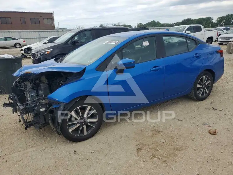 2021 Nissan VERSA фото