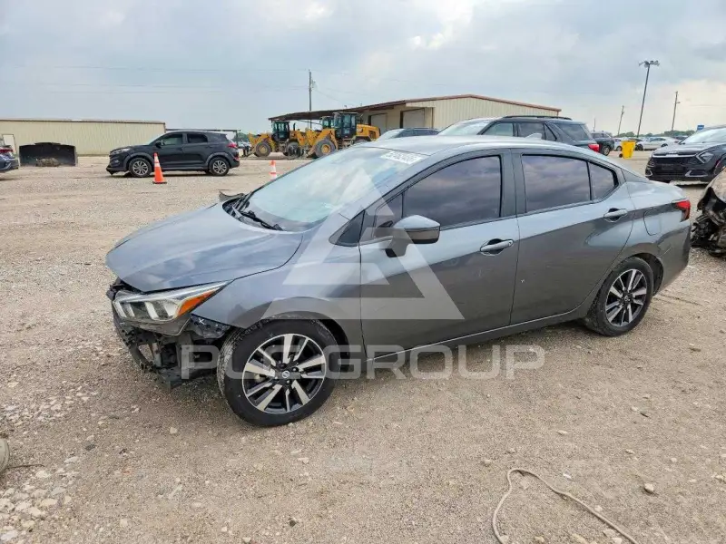 2021 Nissan VERSA photo