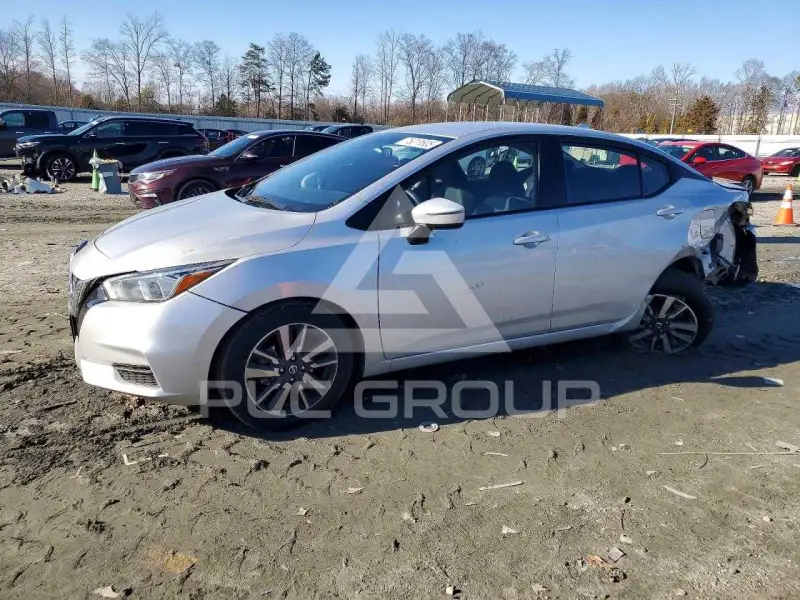 2021 Nissan VERSA фото