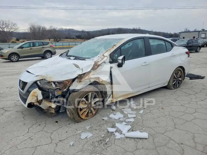 2021 Nissan VERSA фото