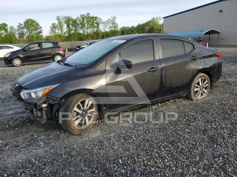 2021 Nissan VERSA фото