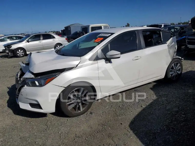2021 Nissan VERSA фото