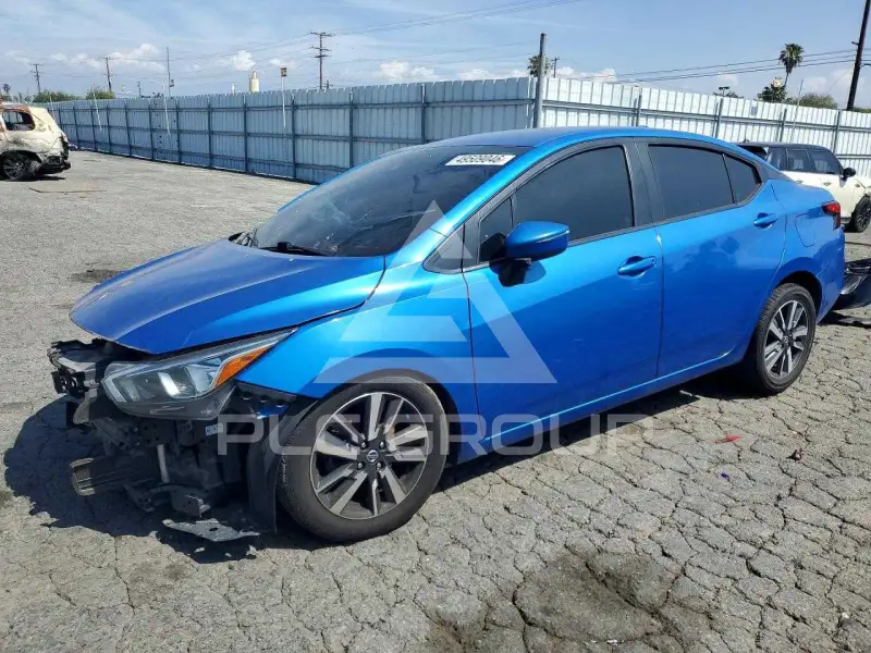 2021 Nissan VERSA фото