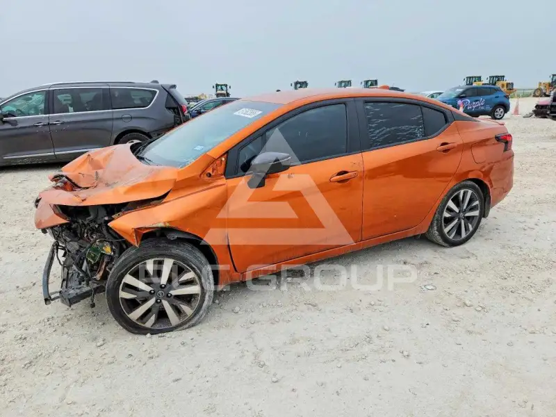 2021 Nissan VERSA photo