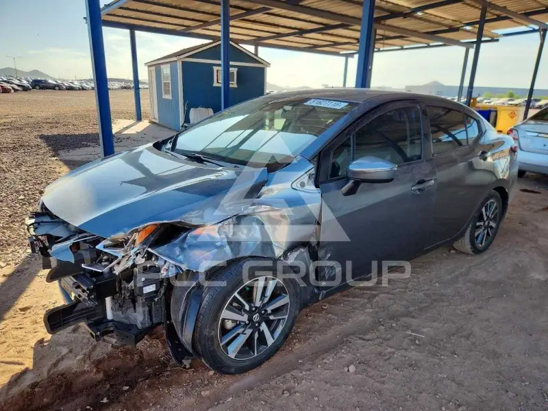 2021 Nissan VERSA photo