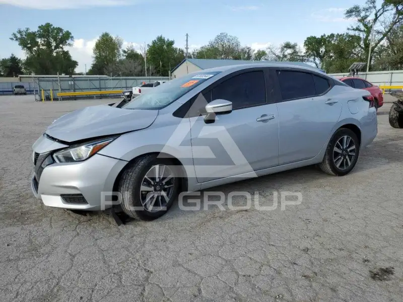 2021 Nissan VERSA фото