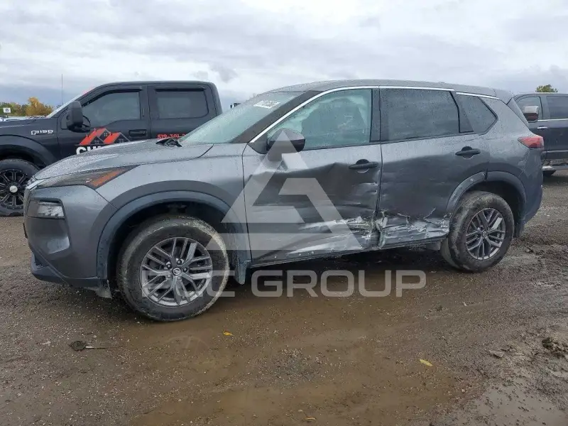 2021 Nissan ROGUE photo