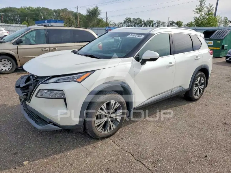 2021 Nissan ROGUE photo
