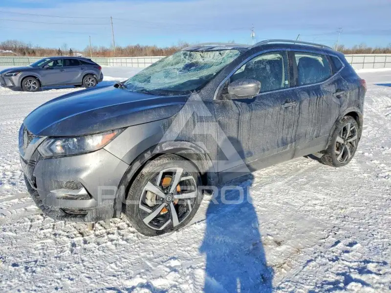 2021 Nissan ROGUE photo