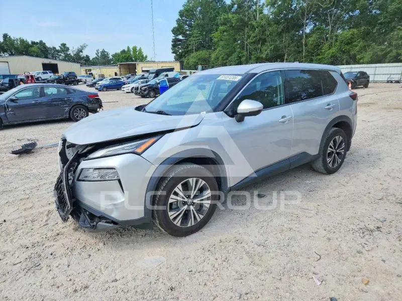 2021 Nissan ROGUE photo
