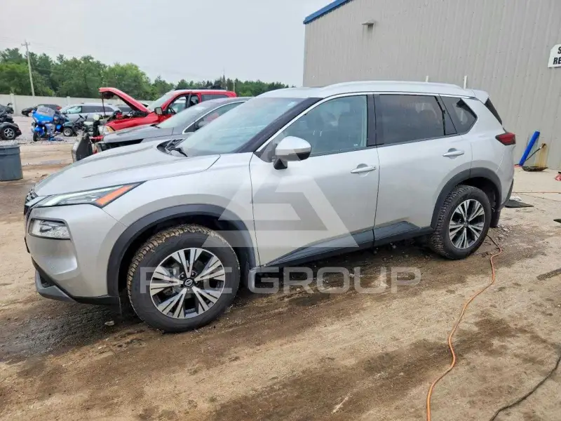 2021 Nissan ROGUE photo