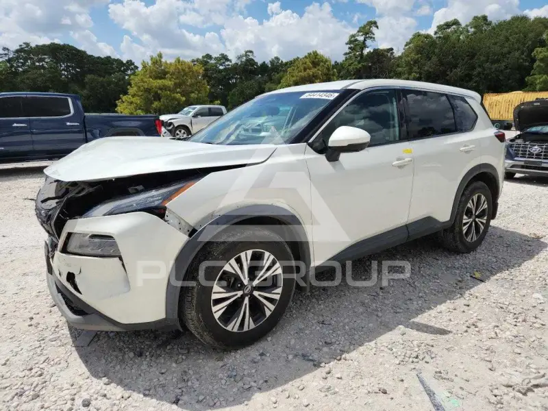 2021 Nissan ROGUE photo