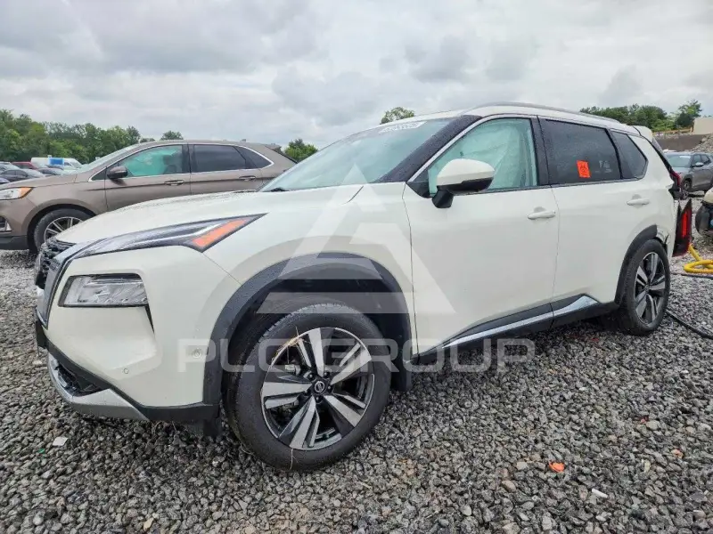 2021 Nissan ROGUE photo