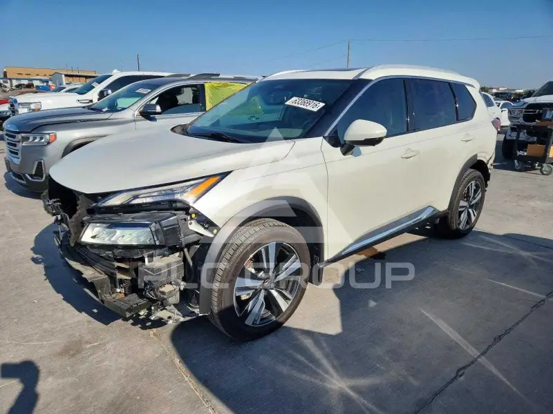 2021 Nissan ROGUE photo